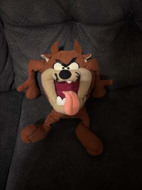 Vintage 1997 Looney Tunes Tasmanian Devil Taz Plush Equity Toys